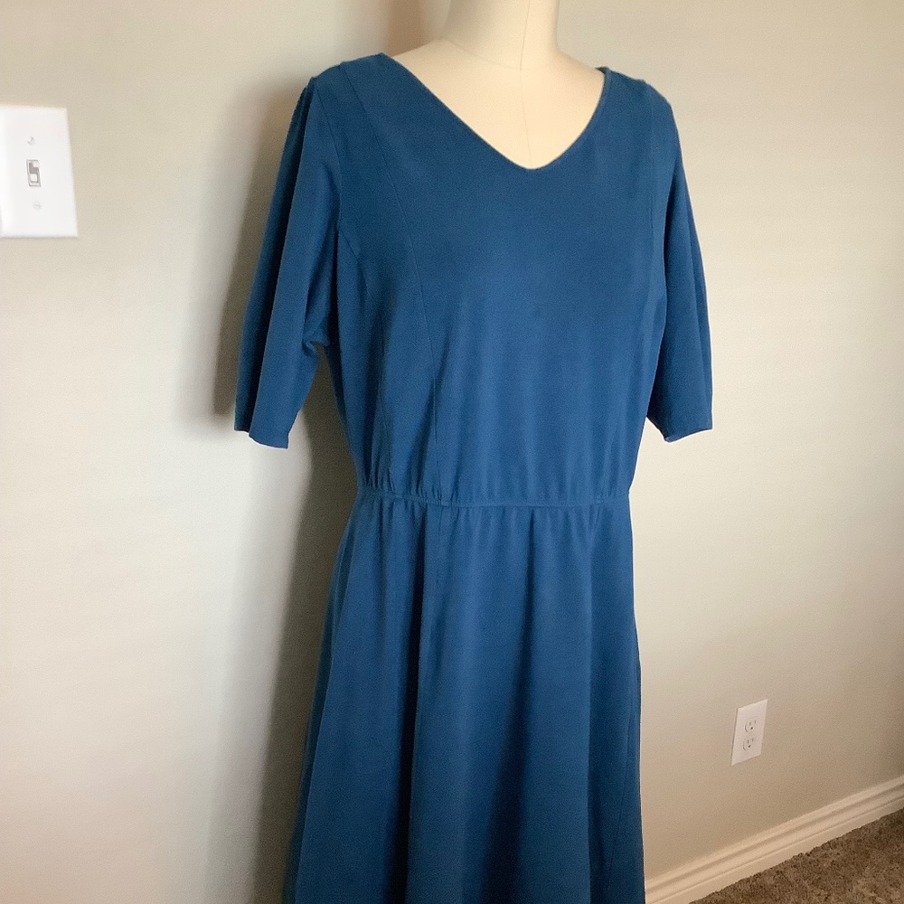 1X v neck midi